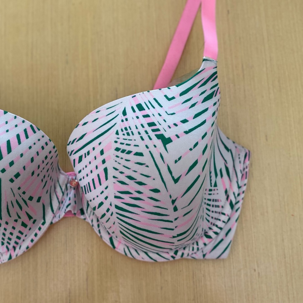 👚SALE👚Victoria’s Secret Lined Demi Bra - Picture 4 of 5